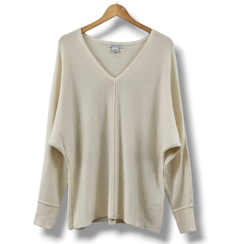 Liz Claiborne Sweater V-Neck Size L Cream‎ Bat Wing Rabbit Hair Quiet Luxury NEW